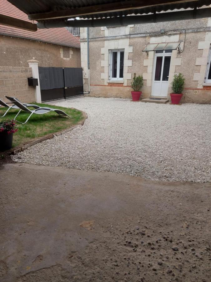 Maison De Bourg Paisible Parcay-sur-Vienne Luaran gambar